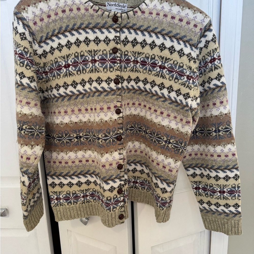 Nordic Style Knit Cardigan